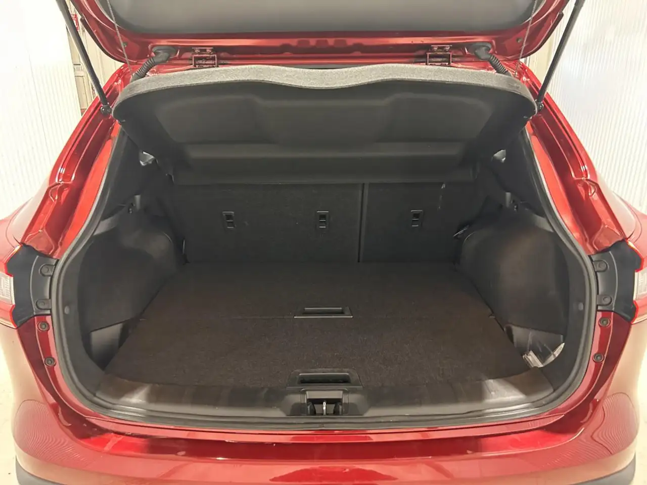 Nissan Qashqai снимка Nissan Qashqai