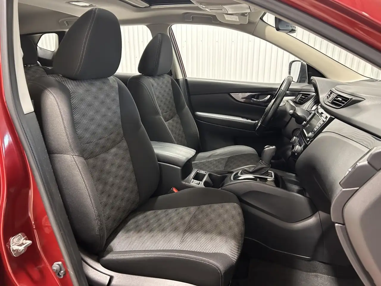 Nissan Qashqai снимка Nissan Qashqai