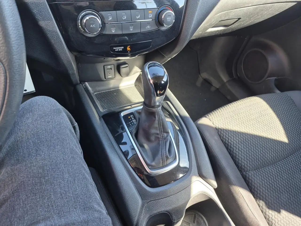 Nissan Qashqai снимка Nissan Qashqai