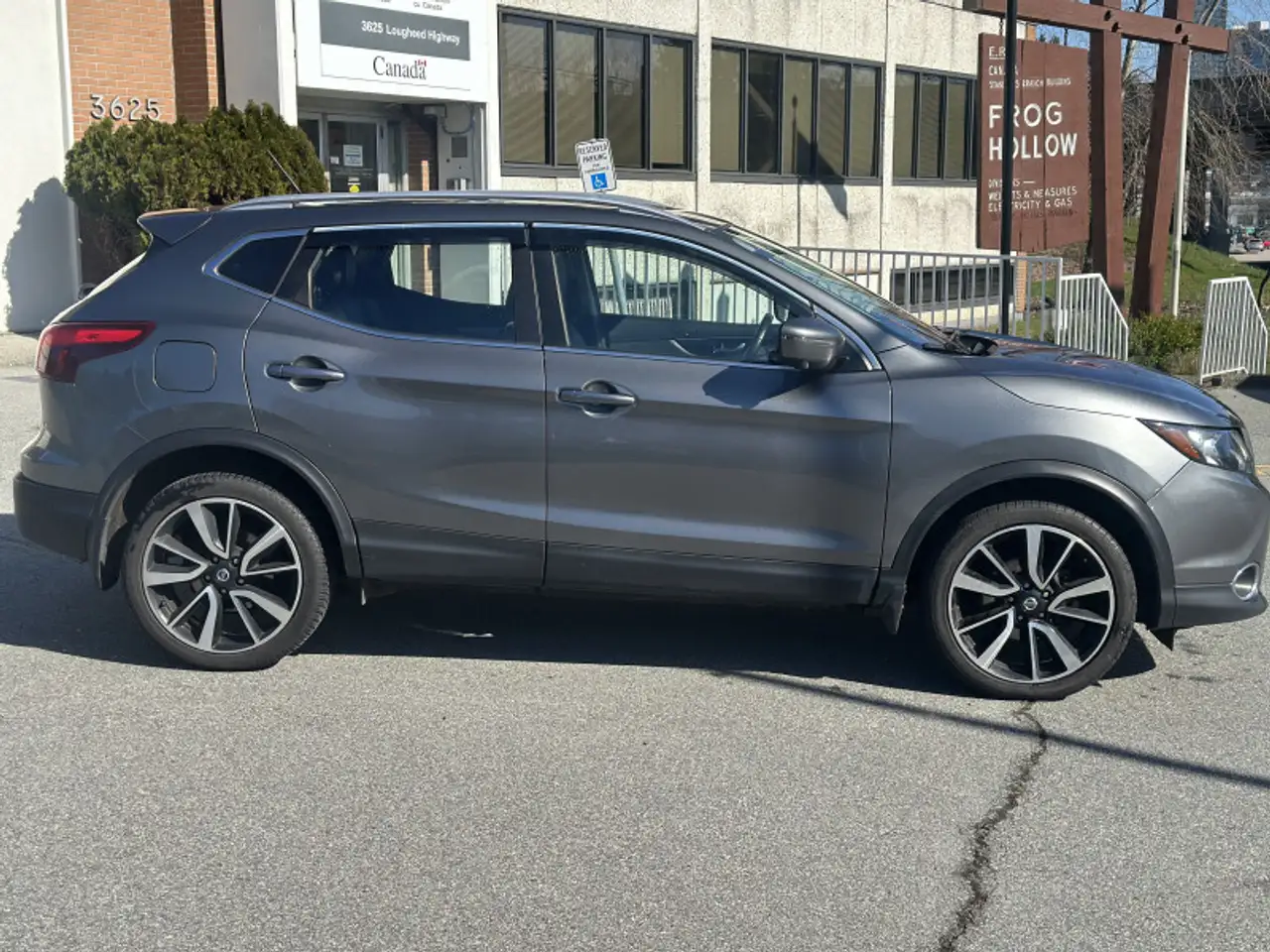 Nissan Qashqai снимка Nissan Qashqai