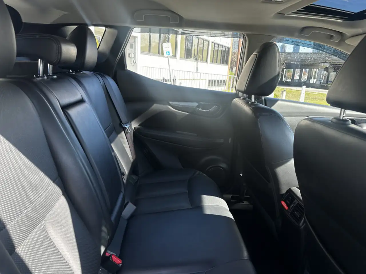 Nissan Qashqai снимка Nissan Qashqai