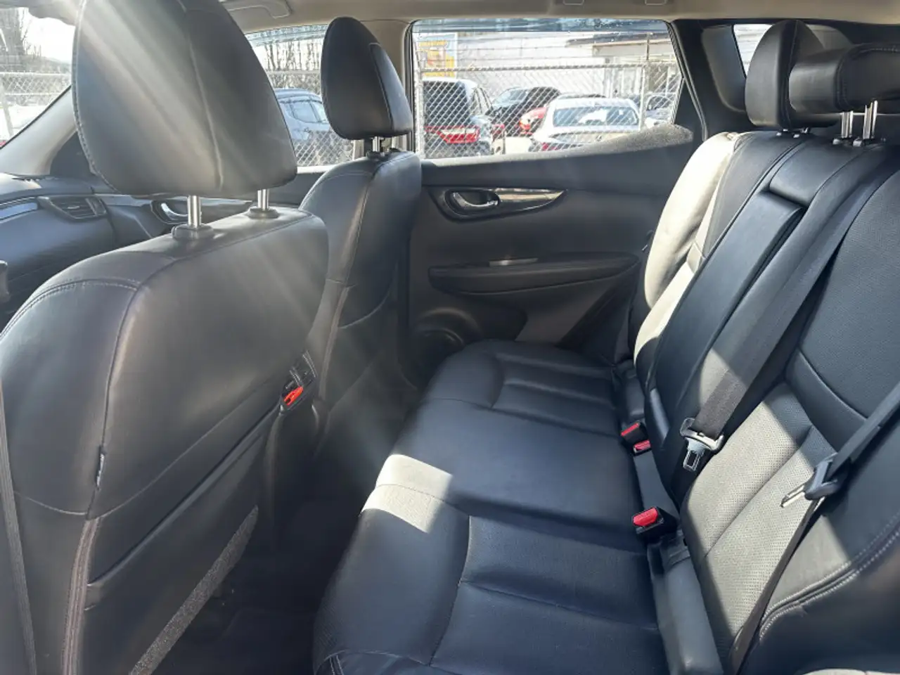 Nissan Qashqai снимка Nissan Qashqai