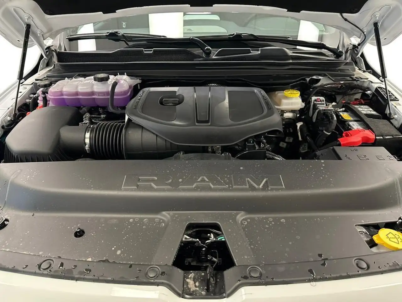 RAM 1500 fotografie RAM 1500