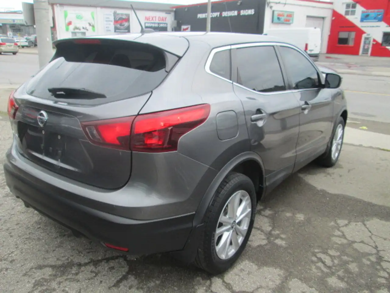Nissan Qashqai снимка Nissan Qashqai