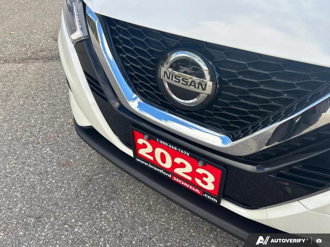 Nissan Qashqai снимка Nissan Qashqai