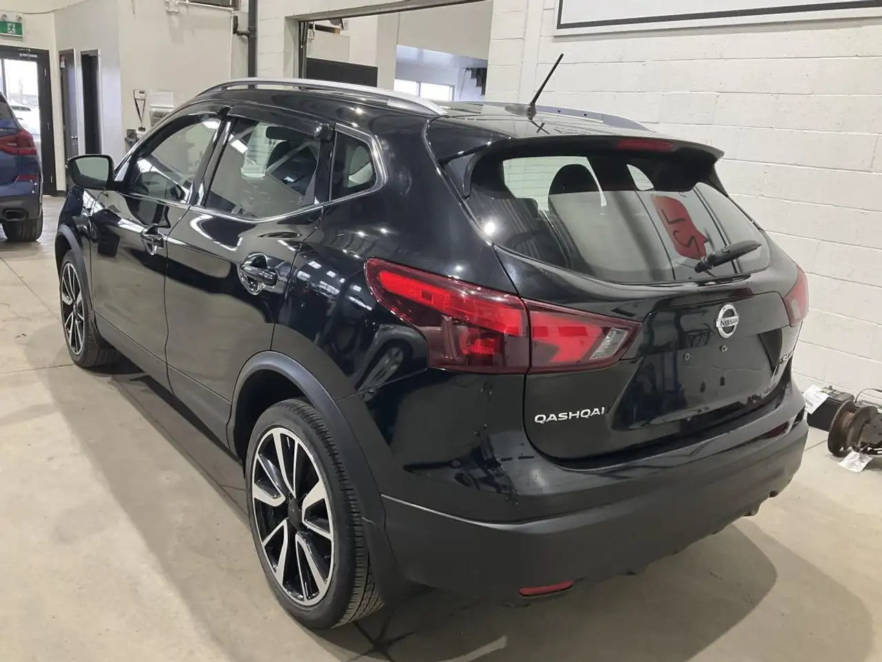 Nissan Qashqai снимка Nissan Qashqai