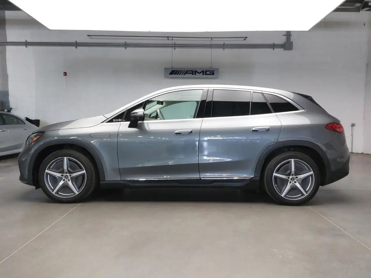 Mercedes-Benz EQE снимка Mercedes-Benz EQE