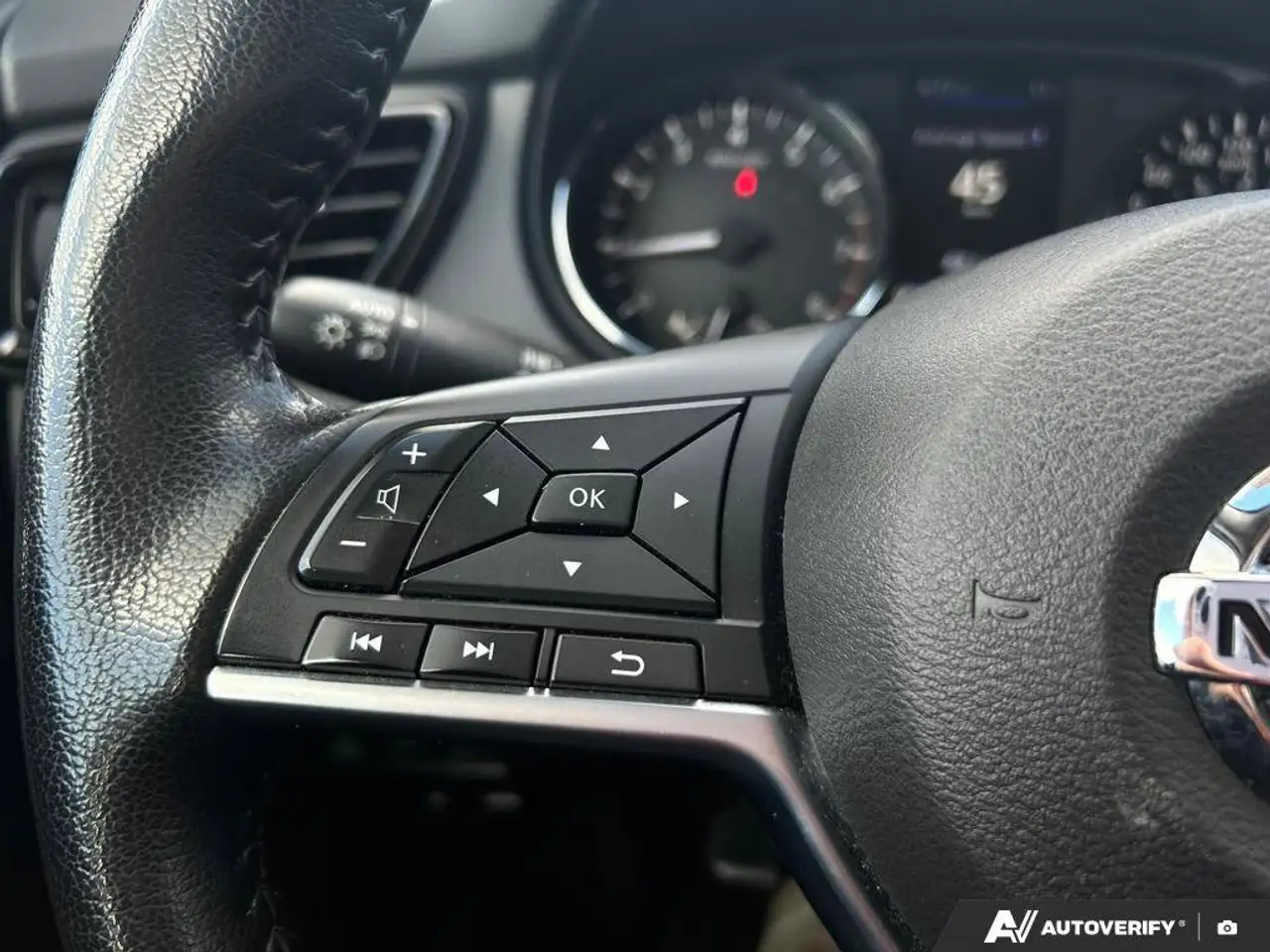 Nissan Qashqai снимка Nissan Qashqai