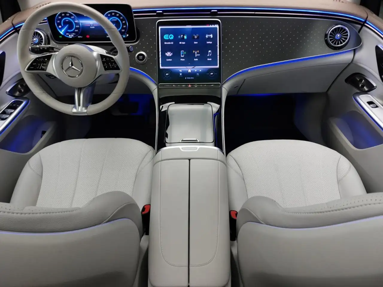 Mercedes-Benz EQE снимка Mercedes-Benz EQE