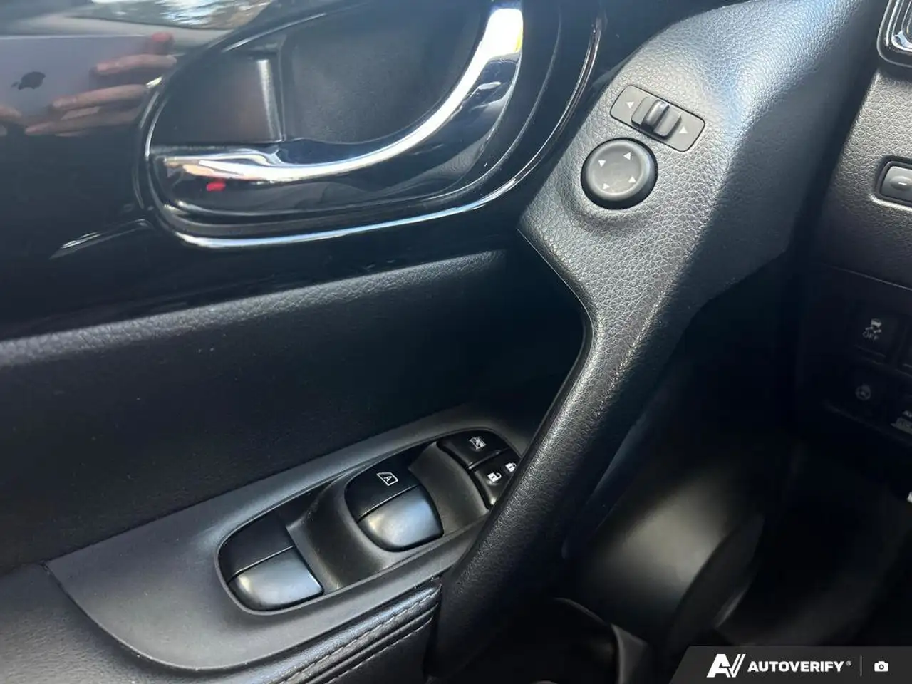 Nissan Qashqai снимка Nissan Qashqai