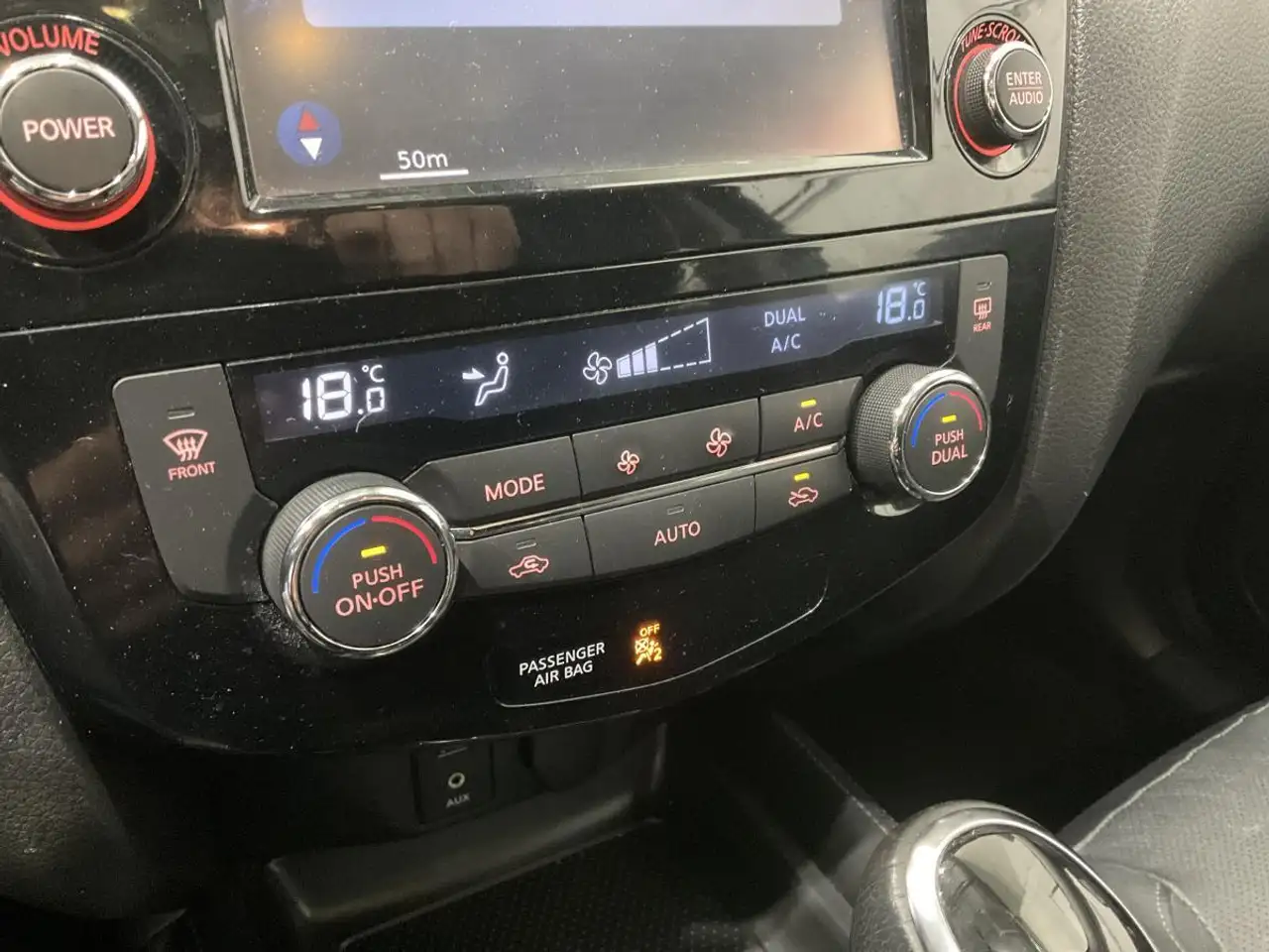 Nissan Qashqai снимка Nissan Qashqai