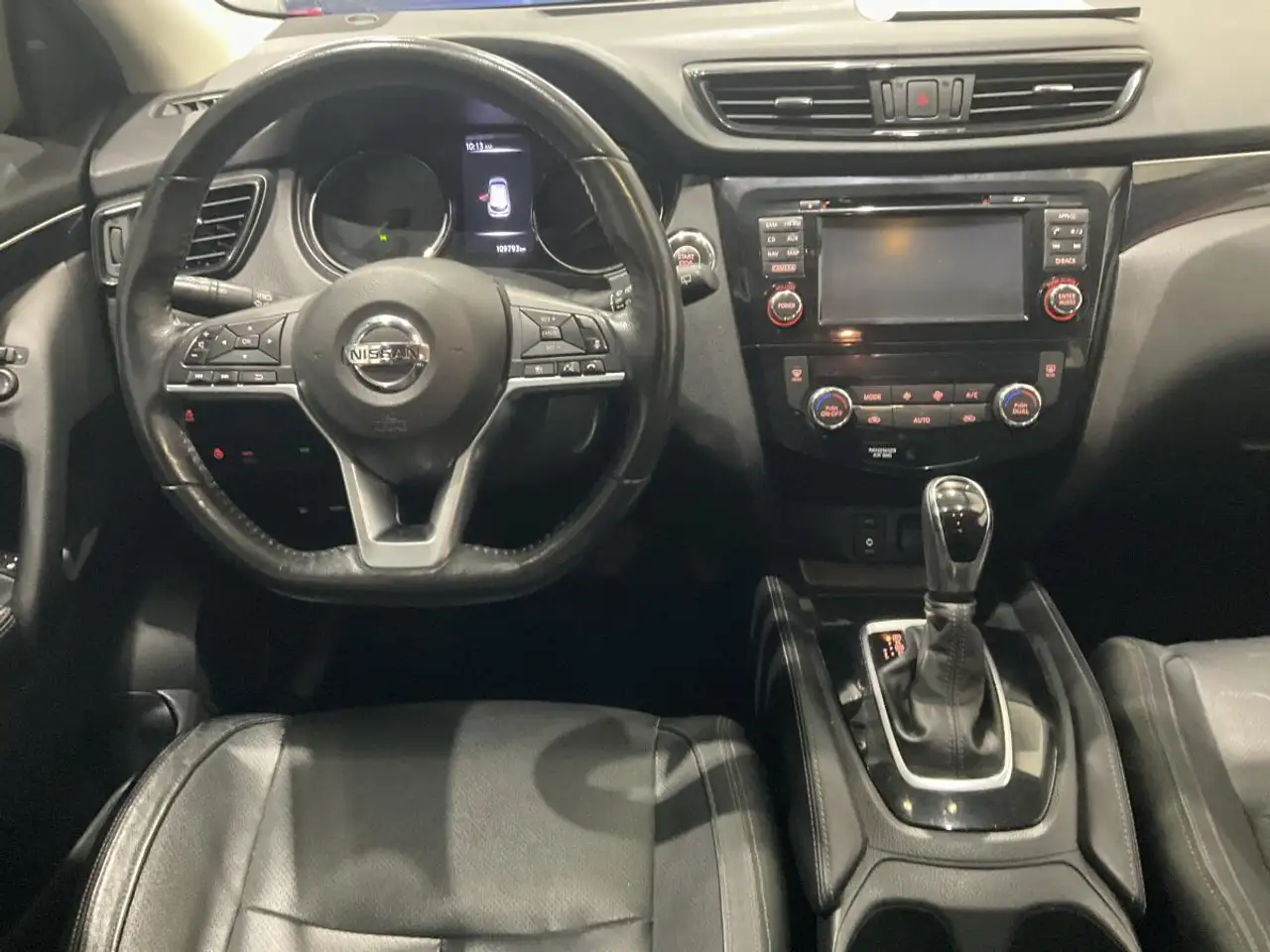 Nissan Qashqai снимка Nissan Qashqai