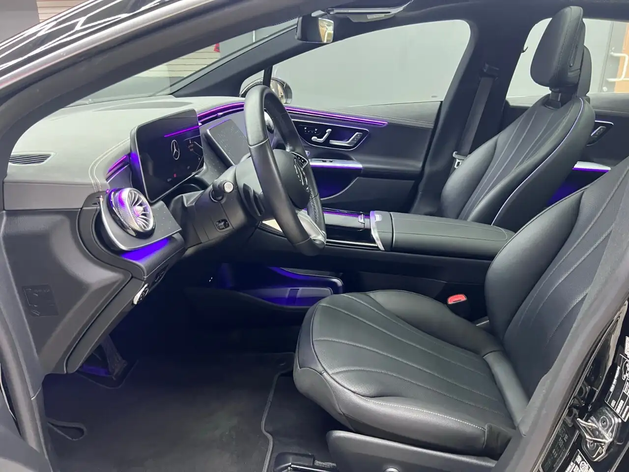 Mercedes-Benz EQE снимка Mercedes-Benz EQE