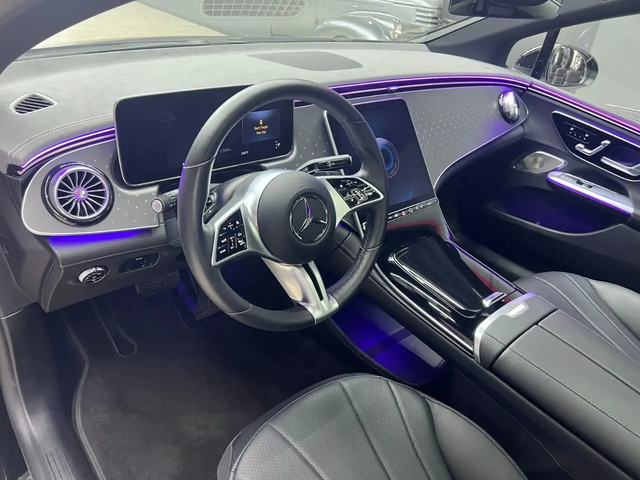 Mercedes-Benz EQE снимка Mercedes-Benz EQE