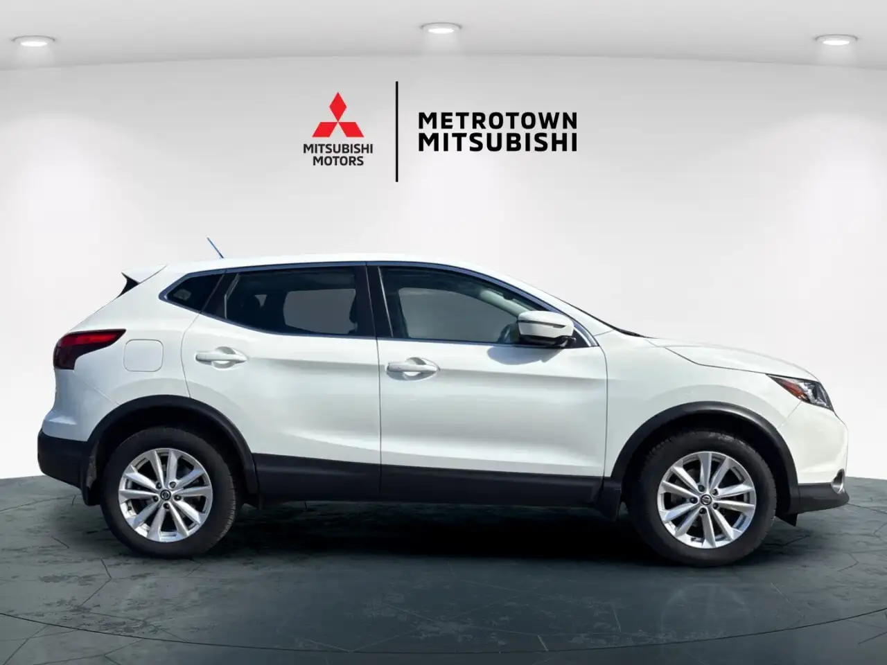 Nissan Qashqai photo Nissan Qashqai
