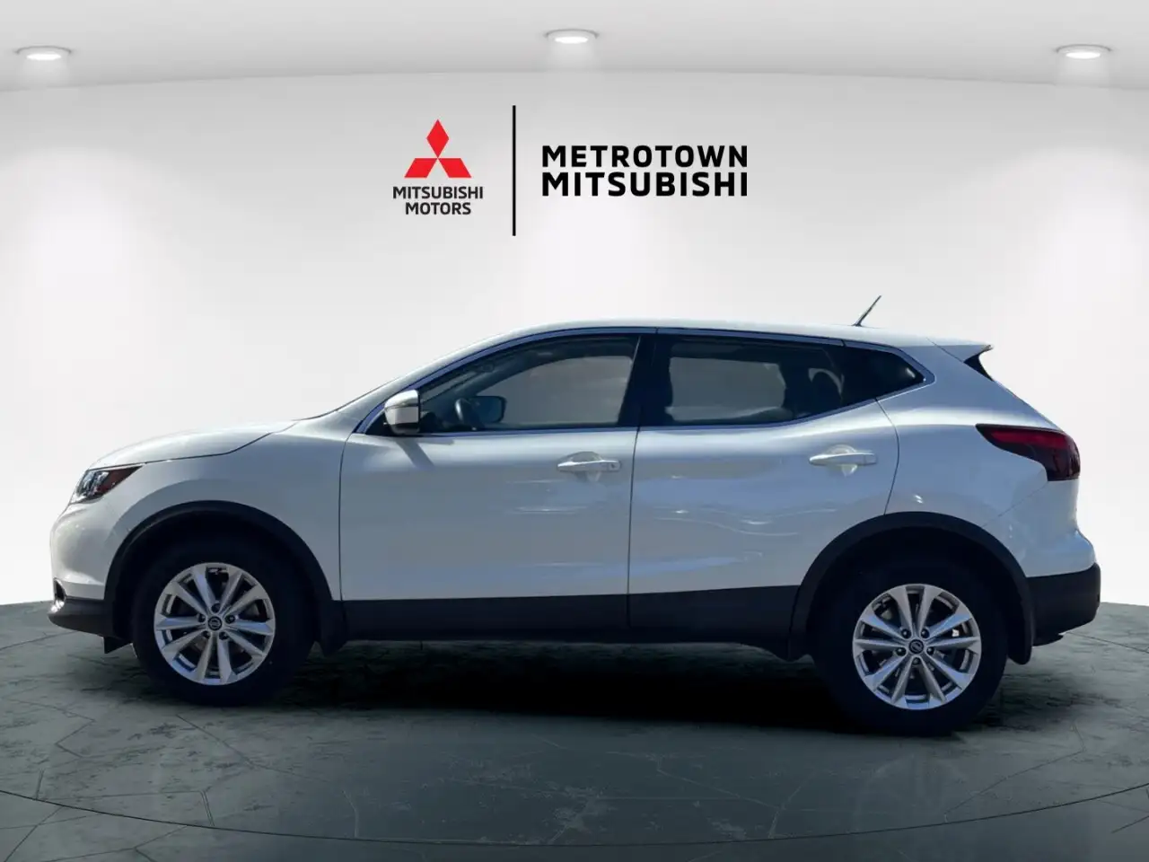 Nissan Qashqai photo Nissan Qashqai