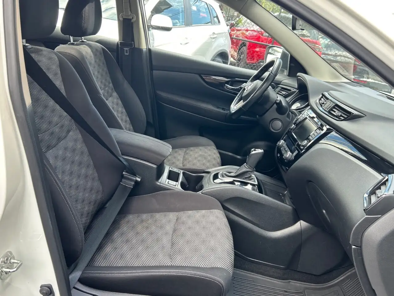 Nissan Qashqai photo Nissan Qashqai