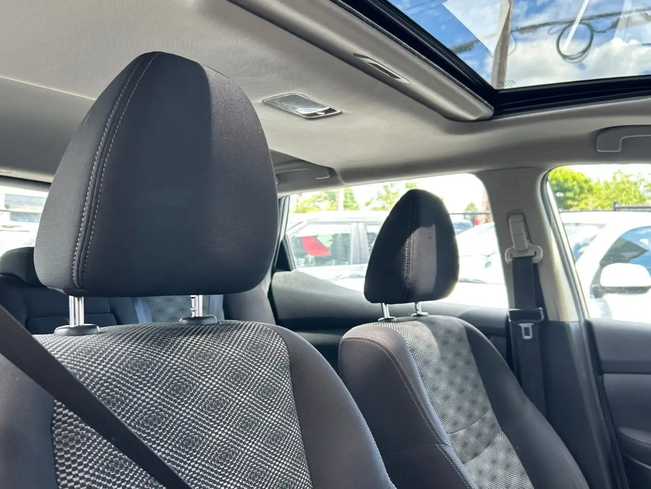 Nissan Qashqai photo Nissan Qashqai