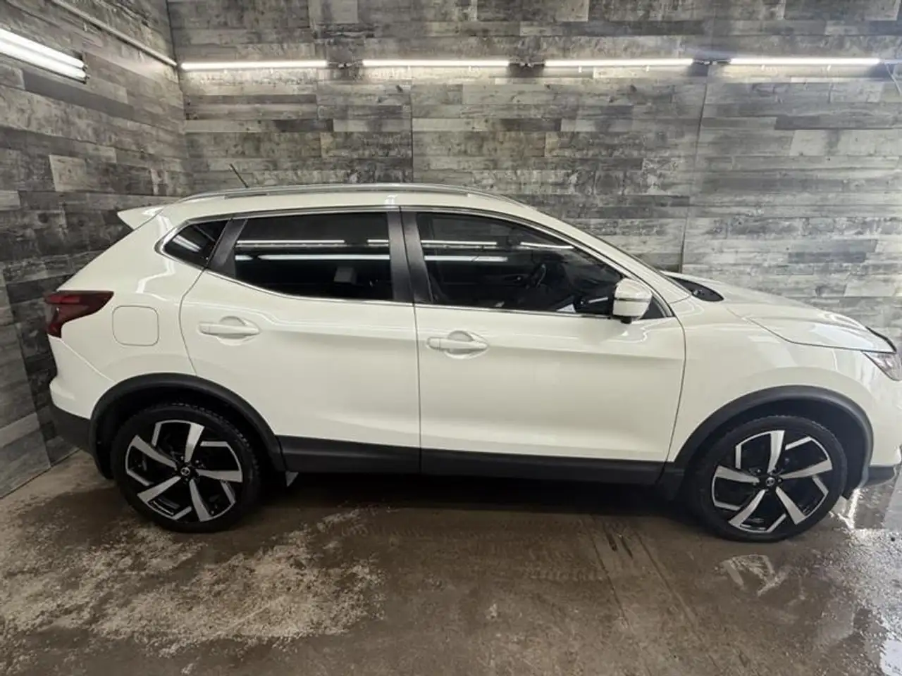 Nissan Qashqai снимка Nissan Qashqai