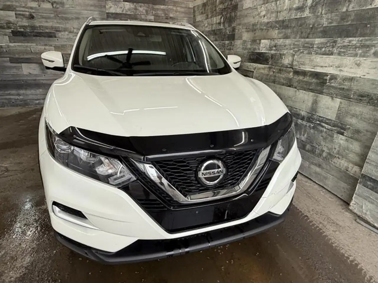 Nissan Qashqai снимка Nissan Qashqai