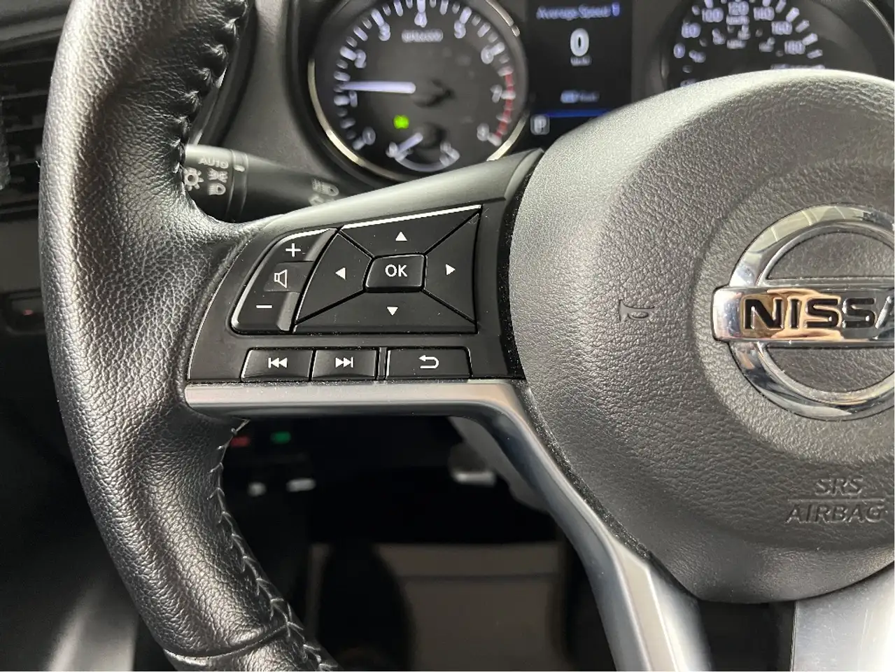 Nissan Qashqai снимка Nissan Qashqai