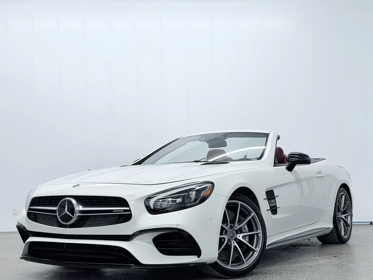 Mercedes-Benz SL снимка Mercedes-Benz SL