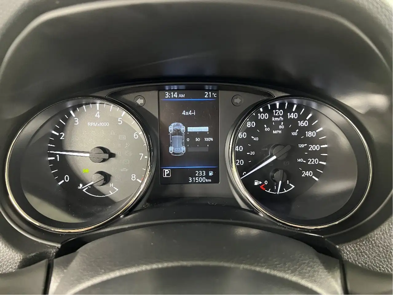 Nissan Qashqai снимка Nissan Qashqai