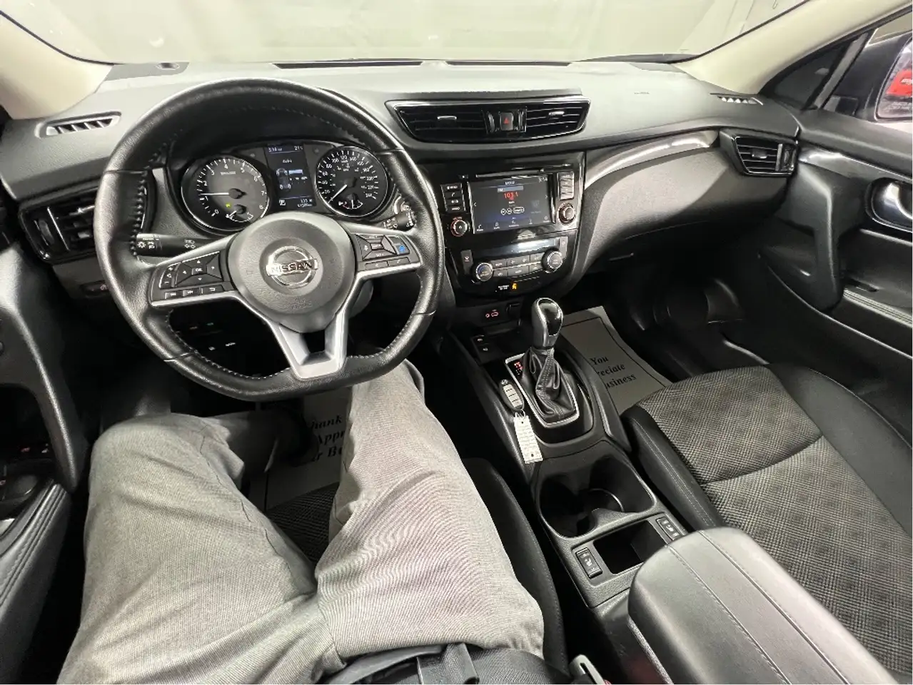 Nissan Qashqai снимка Nissan Qashqai