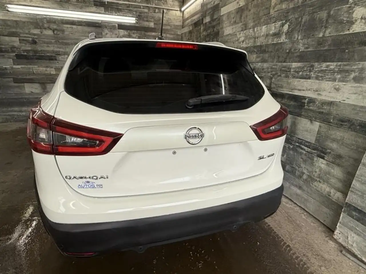 Nissan Qashqai снимка Nissan Qashqai