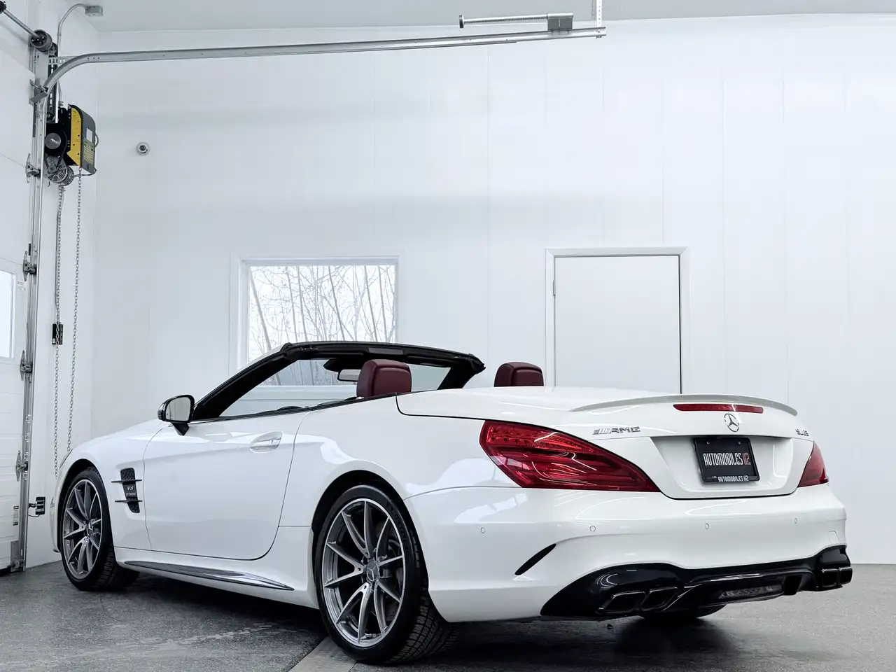Mercedes-Benz SL снимка Mercedes-Benz SL