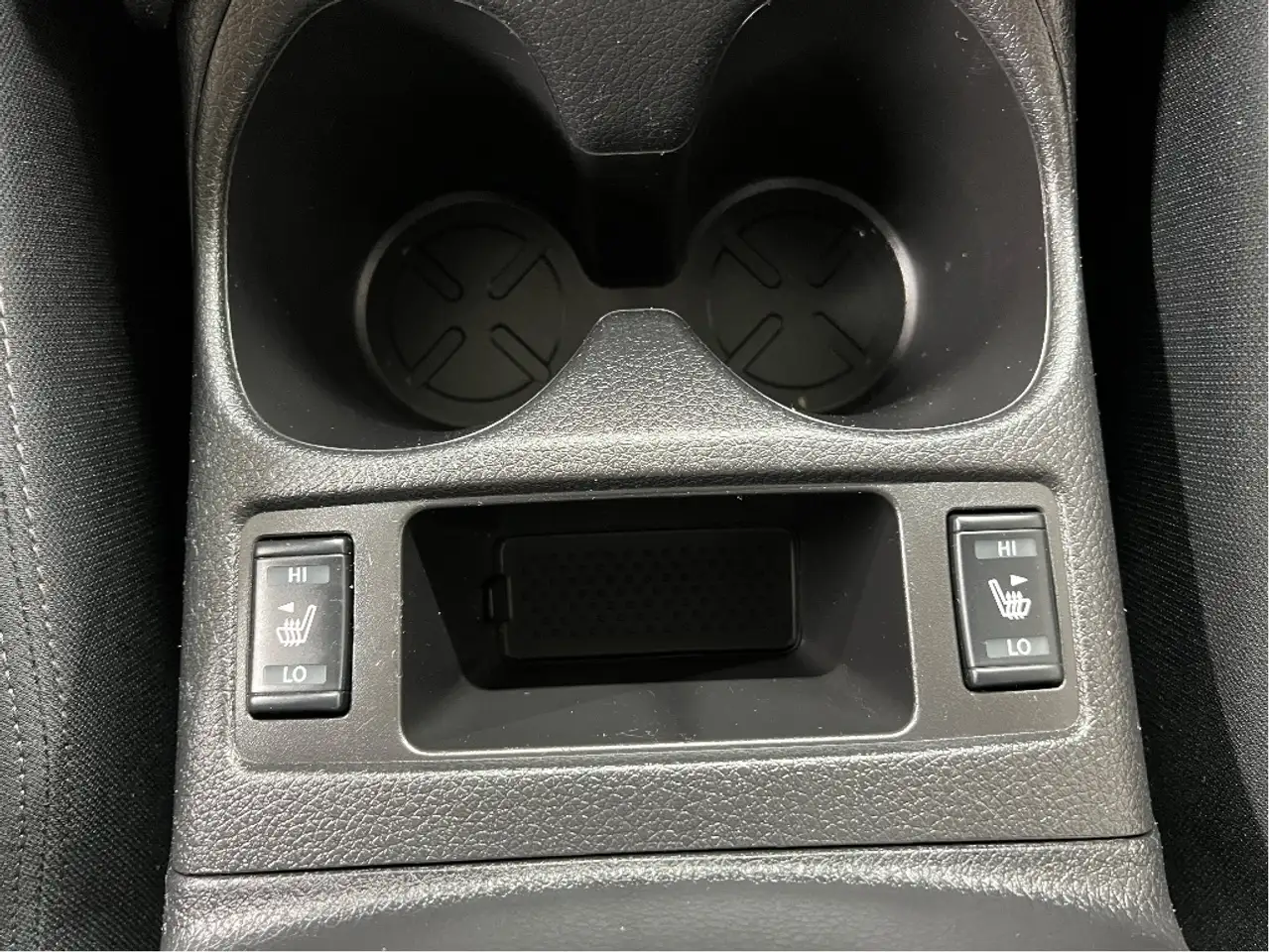 Nissan Qashqai снимка Nissan Qashqai