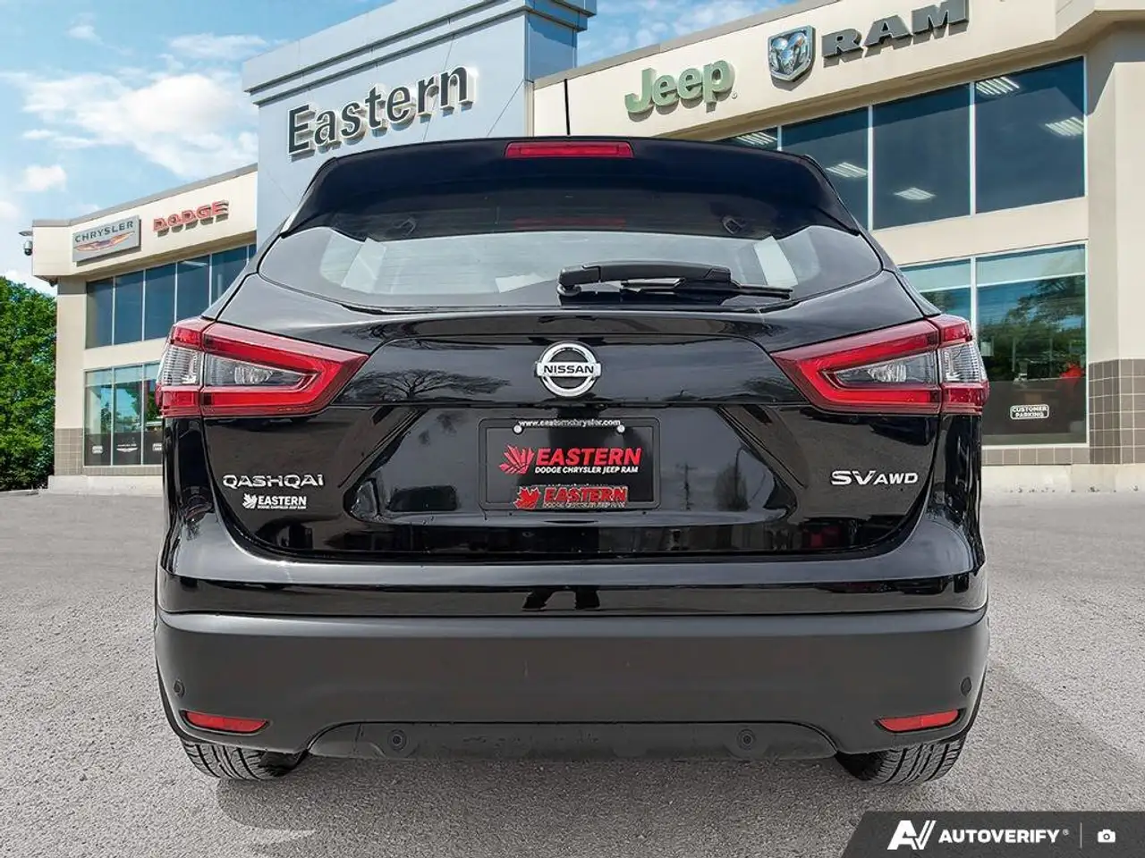 Nissan Qashqai photo Nissan Qashqai