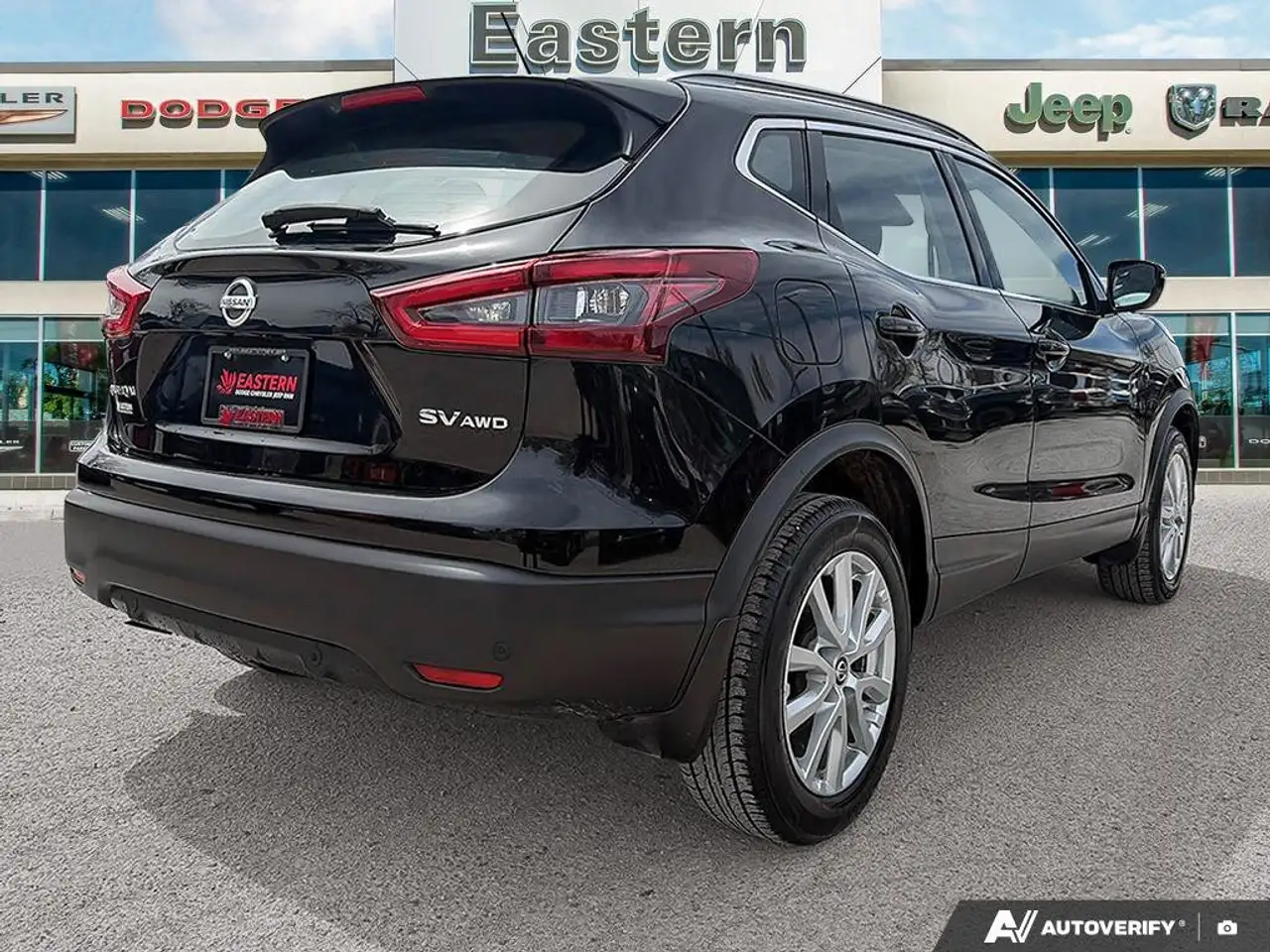 Nissan Qashqai photo Nissan Qashqai