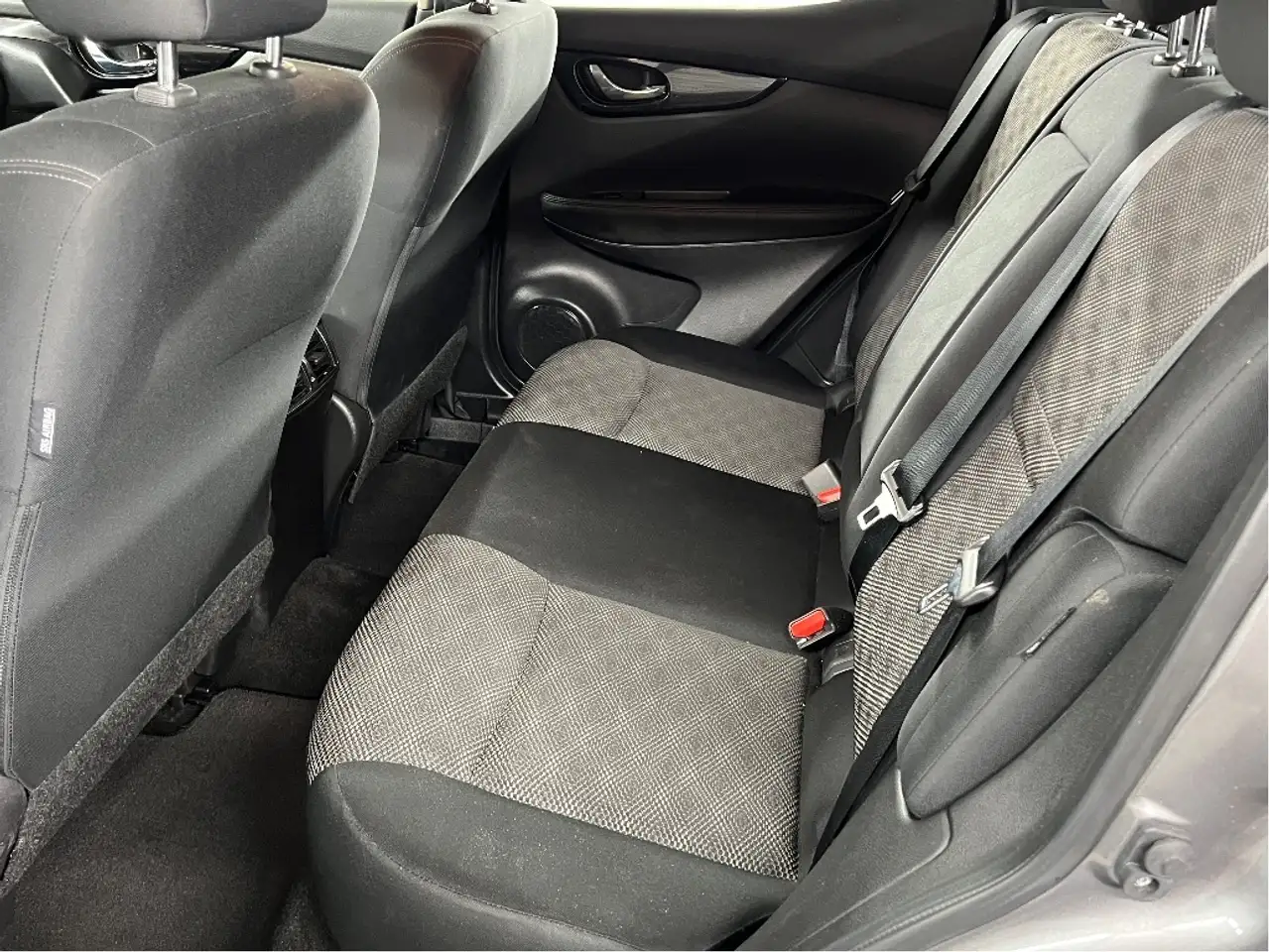 Nissan Qashqai снимка Nissan Qashqai