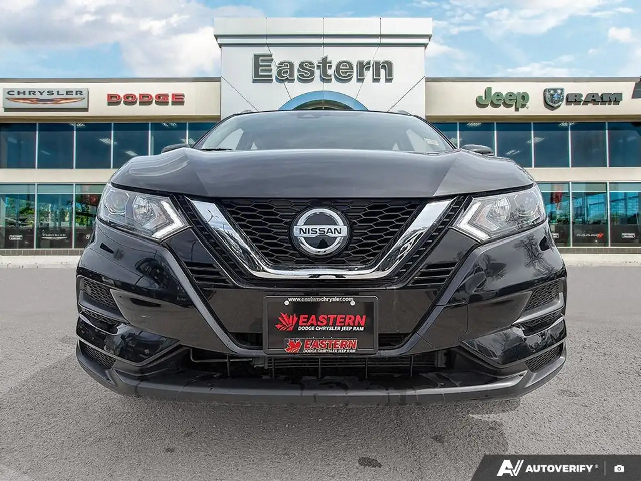 Nissan Qashqai photo Nissan Qashqai