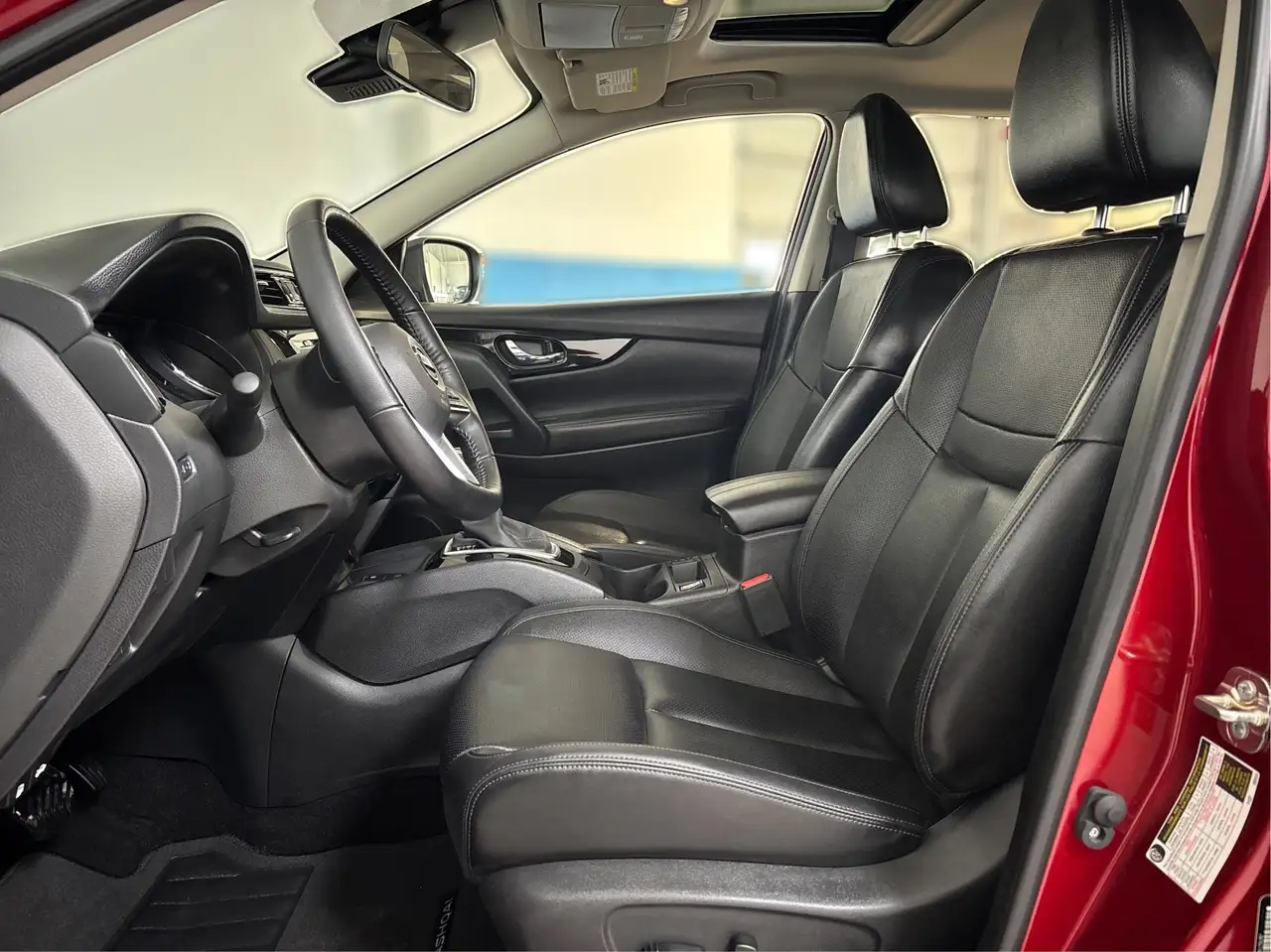 Nissan Qashqai снимка Nissan Qashqai