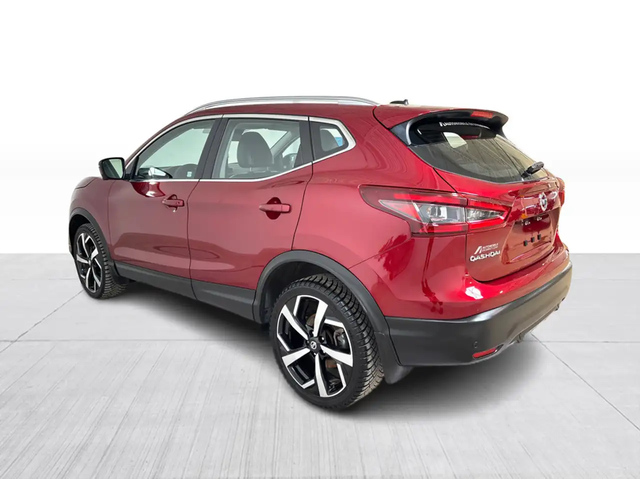 Nissan Qashqai снимка Nissan Qashqai