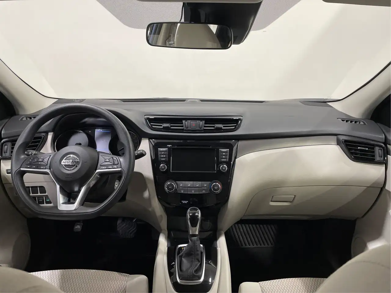 Nissan Qashqai photo Nissan Qashqai
