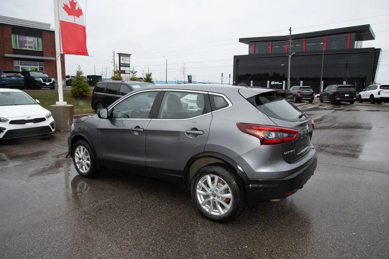 Nissan Qashqai снимка Nissan Qashqai
