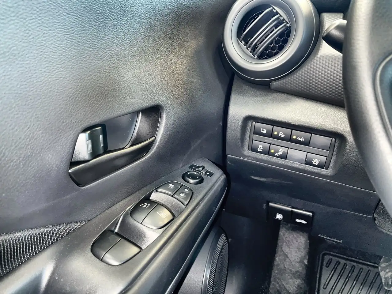 Nissan Kicks photo Nissan Kicks