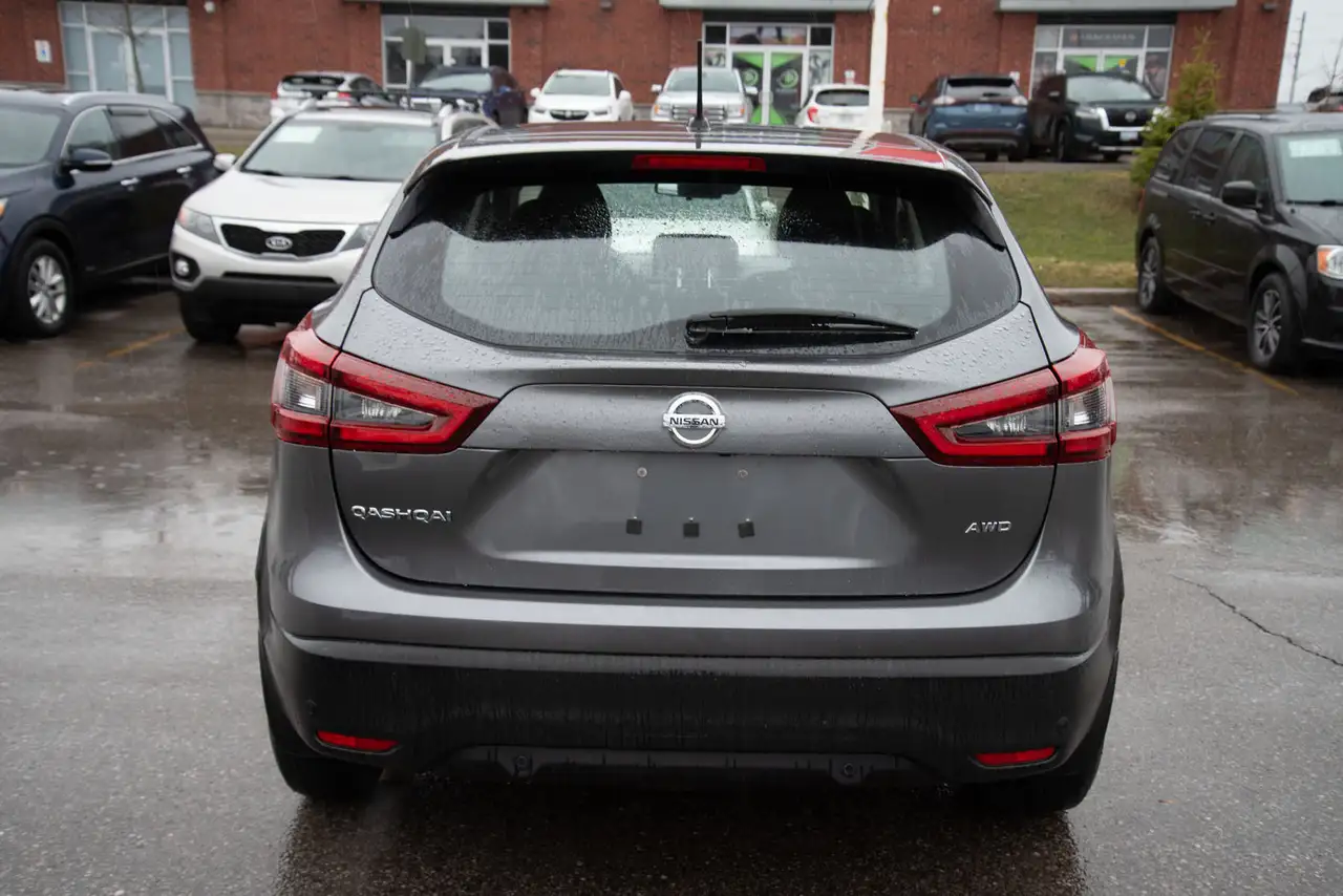 Nissan Qashqai снимка Nissan Qashqai