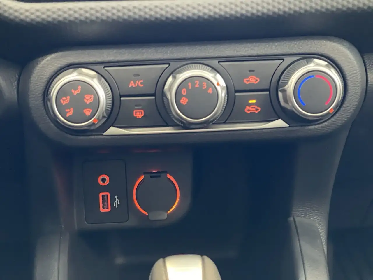 Nissan Kicks photo Nissan Kicks