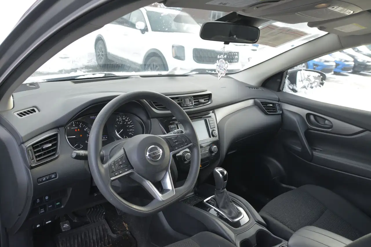 Nissan Qashqai снимка Nissan Qashqai