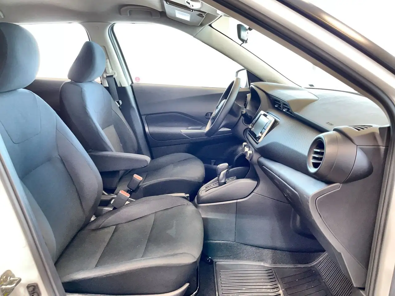 Nissan Kicks photo Nissan Kicks