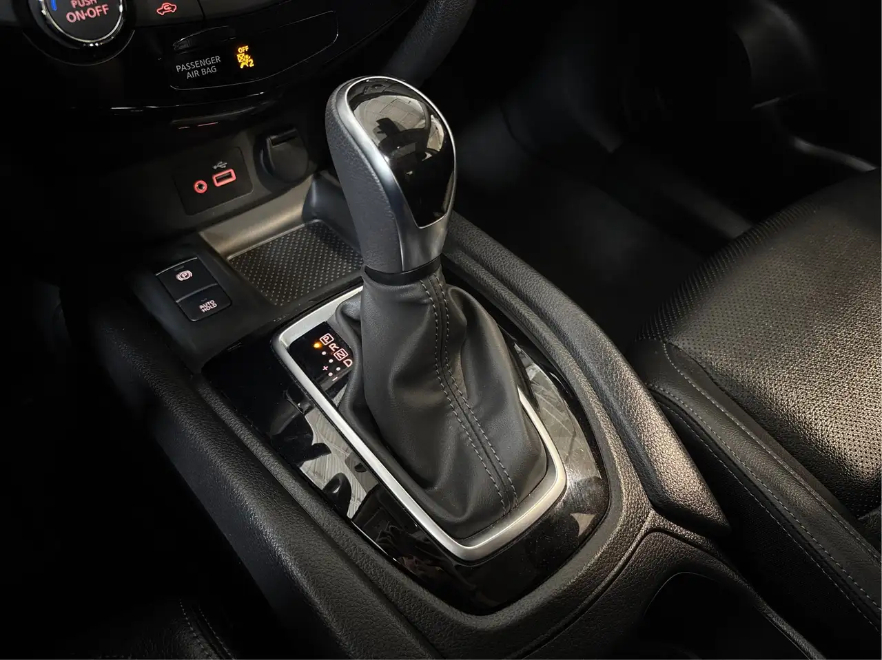 Nissan Qashqai снимка Nissan Qashqai