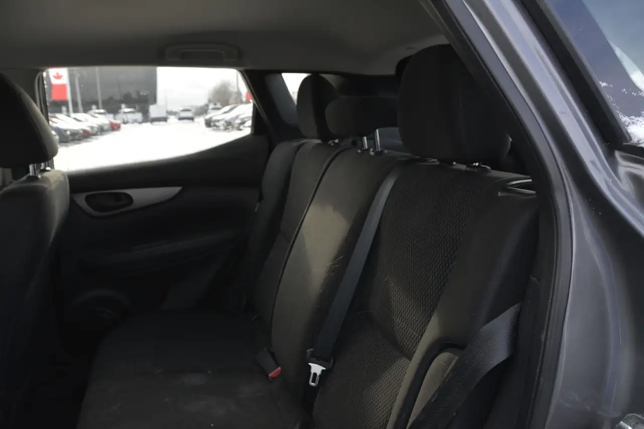 Nissan Qashqai снимка Nissan Qashqai
