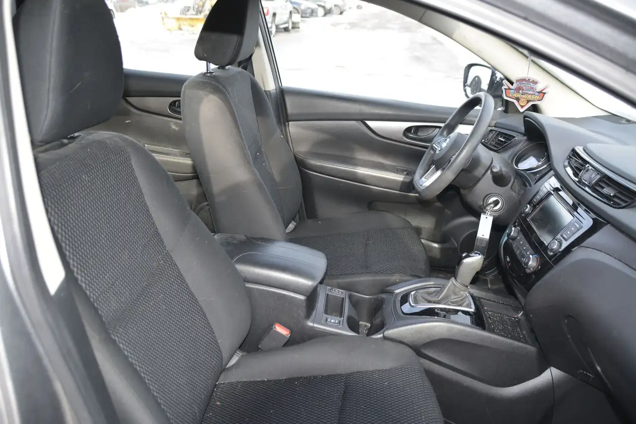 Nissan Qashqai снимка Nissan Qashqai