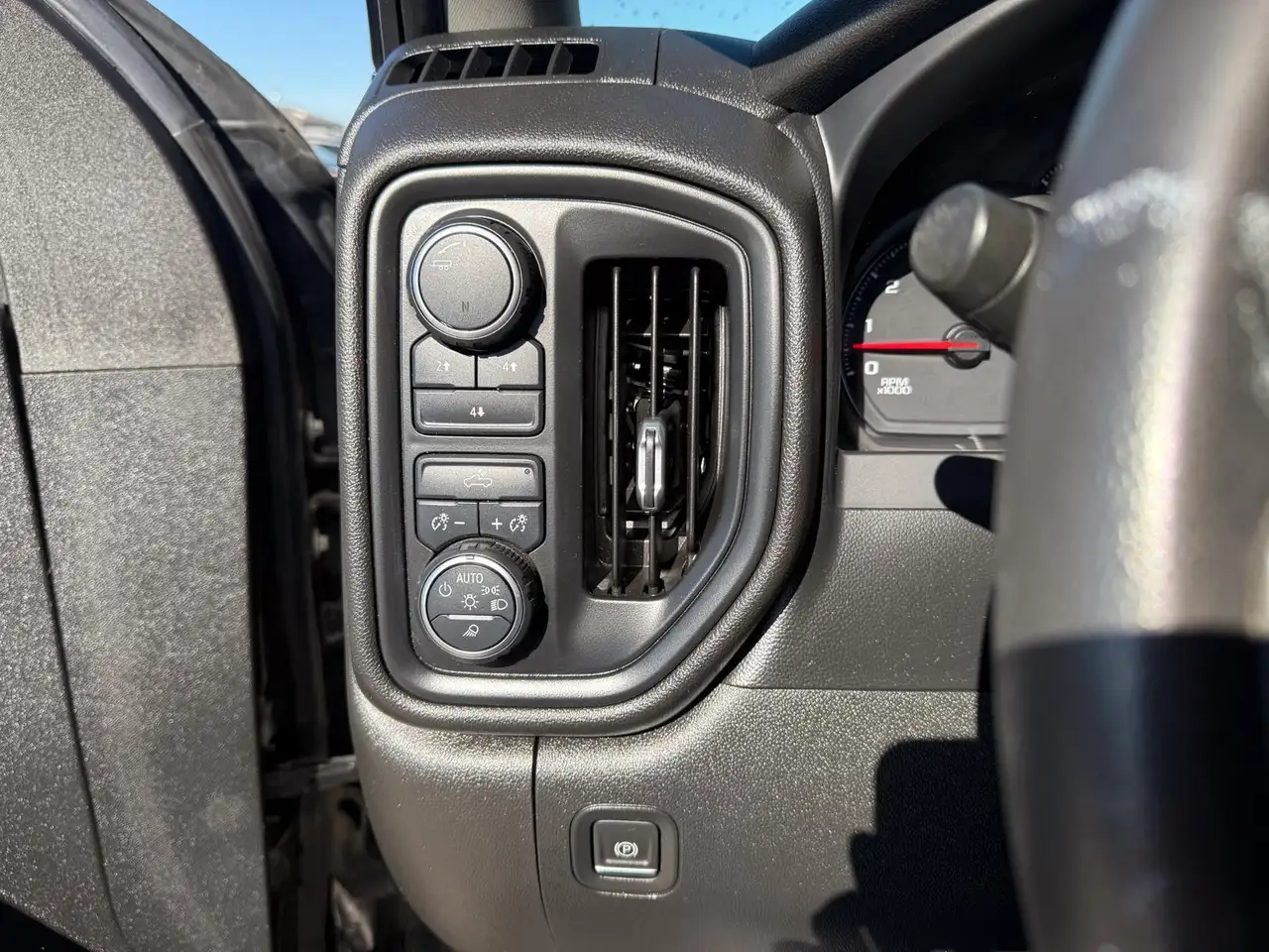Chevrolet Silverado 2500 снимка Chevrolet Silverado 2500