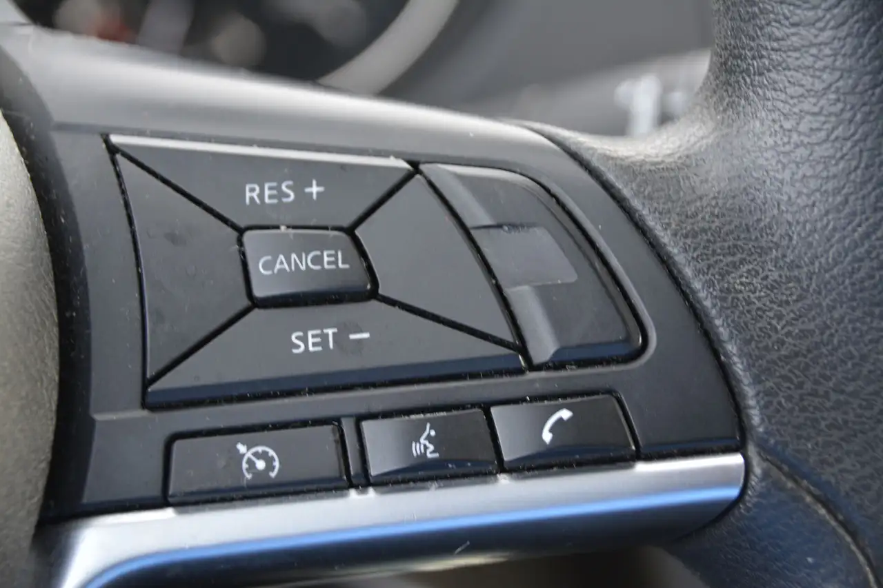 Nissan Qashqai снимка Nissan Qashqai
