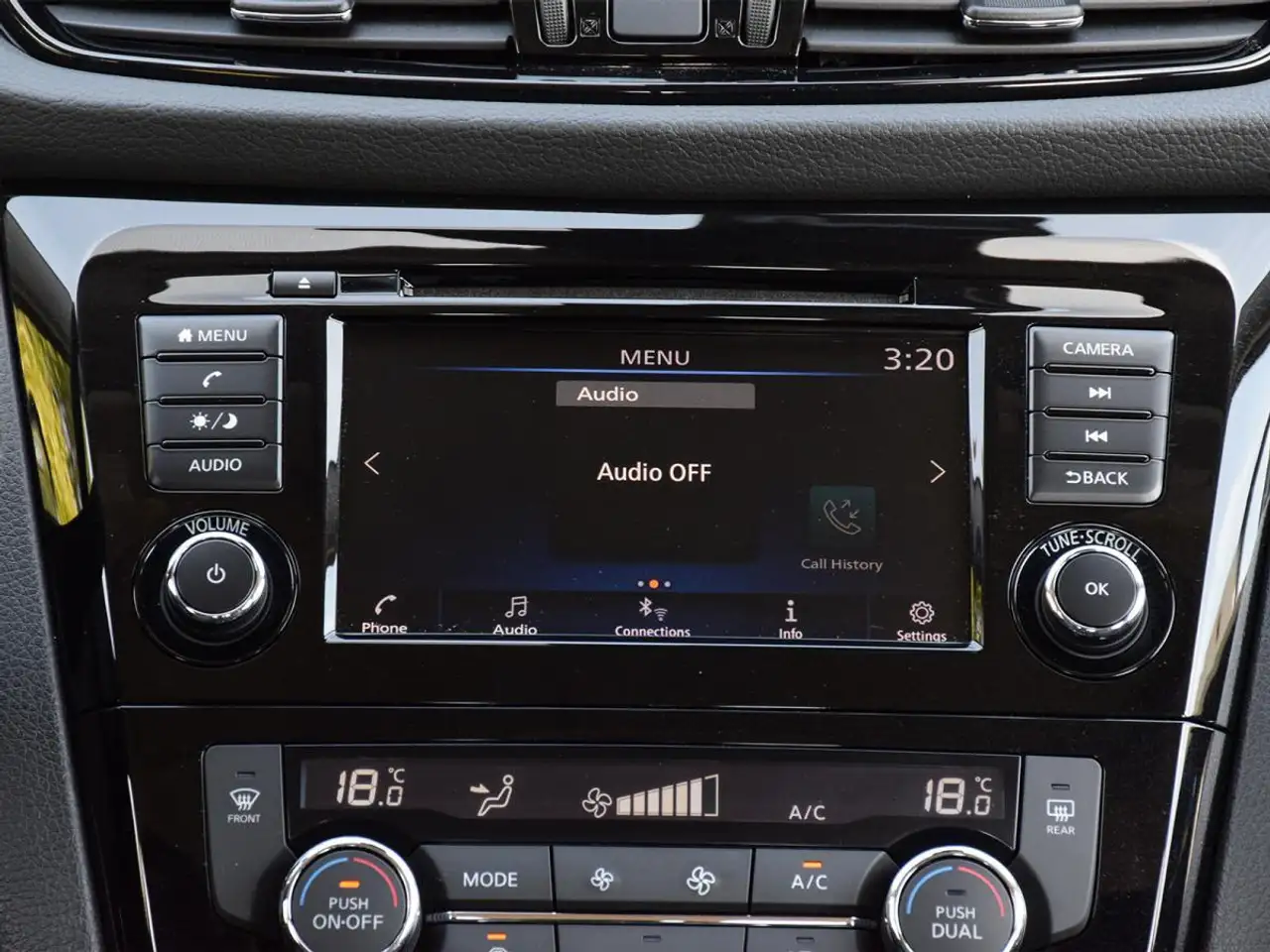 Nissan Qashqai снимка Nissan Qashqai